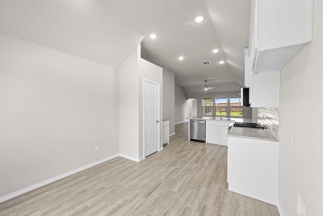 806 Misty Lane, Cleburne, TX 76033