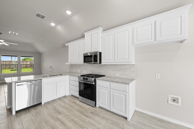 806 Misty Lane, Cleburne, TX 76033