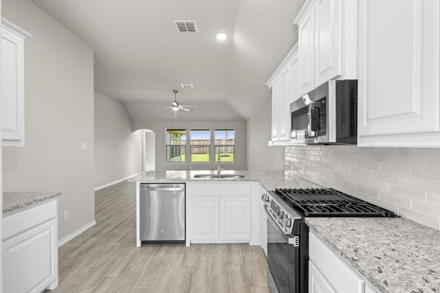 806 Misty Lane, Cleburne, TX 76033