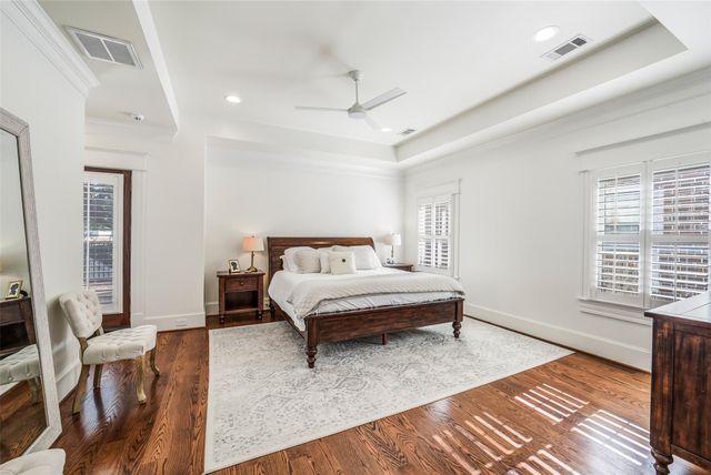 1022 Arlington Street, Houston, TX 77008