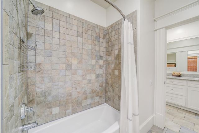 1022 Arlington Street, Houston, TX 77008