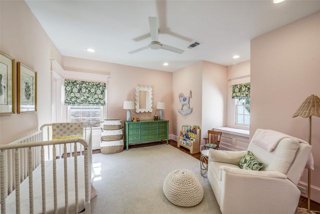 1022 Arlington Street, Houston, TX 77008