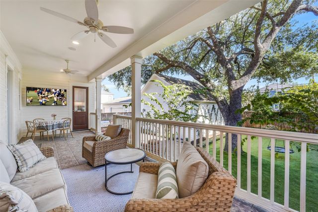 1022 Arlington Street, Houston, TX 77008