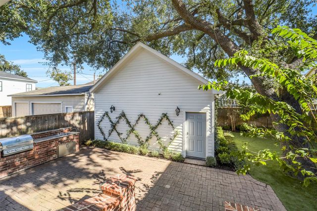 1022 Arlington Street, Houston, TX 77008