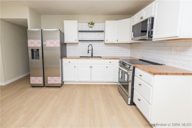 1116 Birchwood Drive, Jeffersonville, IN 47130