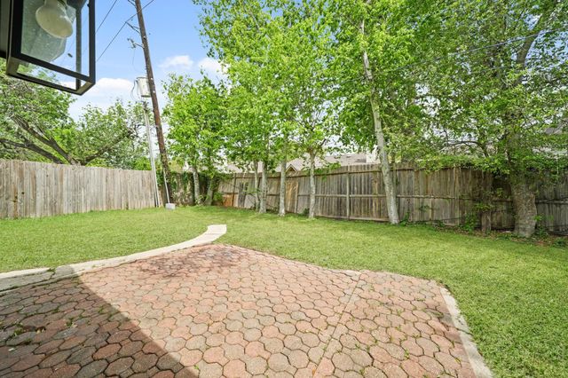 6711 Pickett Drive, Richmond, TX 77469