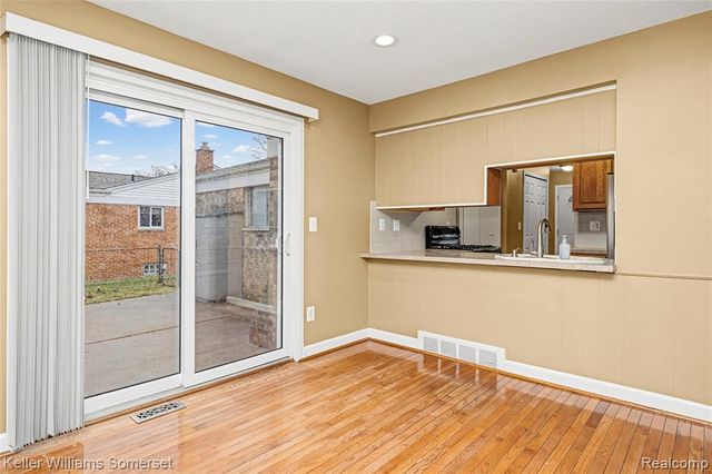 13623 Hillsdale, Sterling Heights, MI 48313