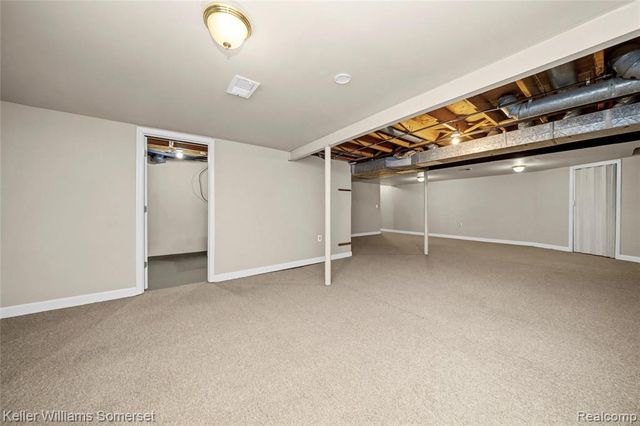 13623 Hillsdale, Sterling Heights, MI 48313