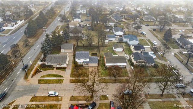 13623 Hillsdale, Sterling Heights, MI 48313