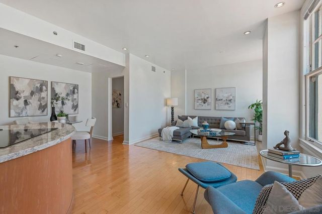 702 Ash 509, San Diego, CA 92101