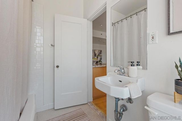 702 Ash 509, San Diego, CA 92101