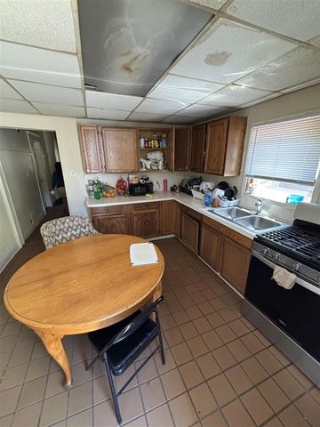 623 Lane Avenue, Grand Rapids, MI 49504