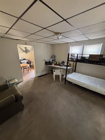 623 Lane Avenue, Grand Rapids, MI 49504