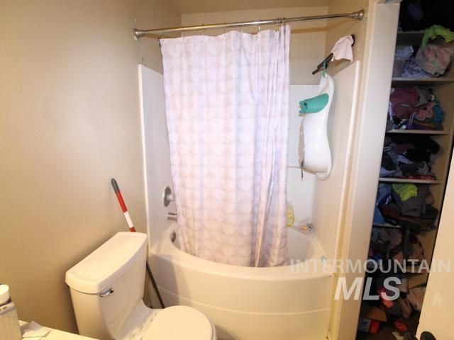 1921 Hasbrook St, Caldwell, ID 83607