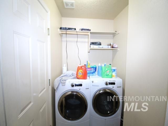 1921 Hasbrook St, Caldwell, ID 83607