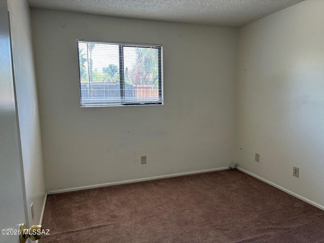 9552 E Irene Street, Tucson, AZ 85730