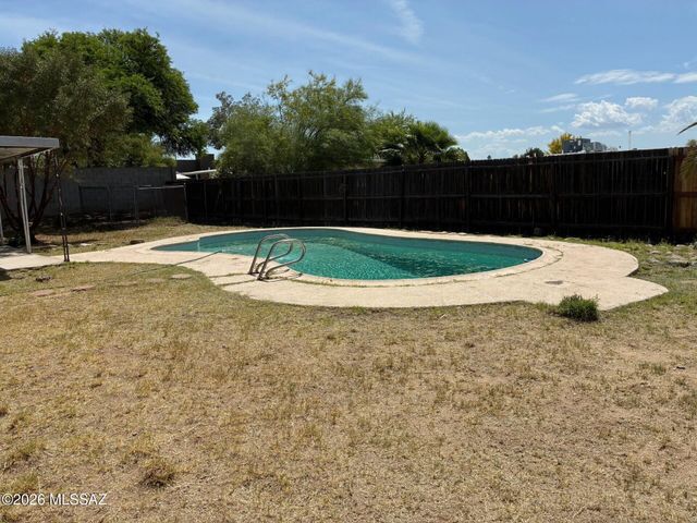 9552 E Irene Street, Tucson, AZ 85730