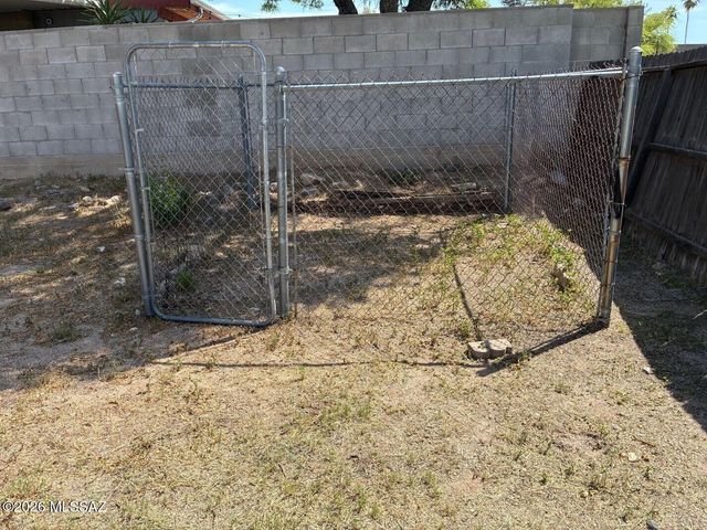 9552 E Irene Street, Tucson, AZ 85730