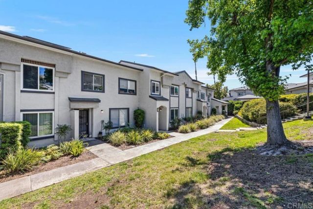10627 Aristocrat Ct., Santee, CA 92071