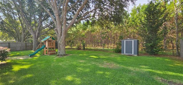 1068 VANDERBILT DRIVE, Eustis, FL 32726