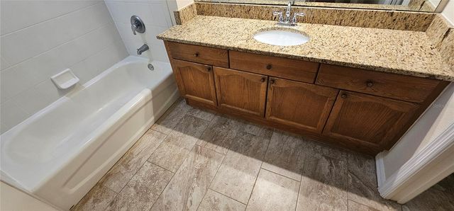1068 VANDERBILT DRIVE, Eustis, FL 32726