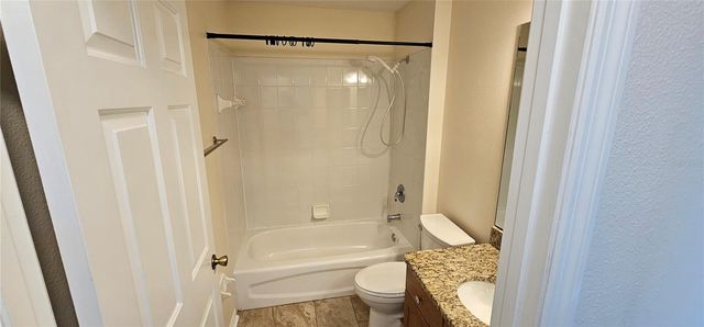 1068 VANDERBILT DRIVE, Eustis, FL 32726