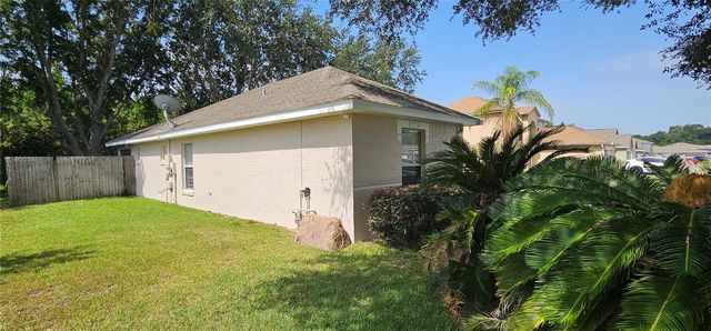1068 VANDERBILT DRIVE, Eustis, FL 32726
