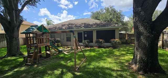 1068 VANDERBILT DRIVE, Eustis, FL 32726