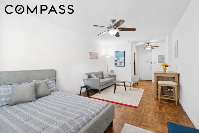 301 E 22nd St Apt 10B, New York City, NY 10010