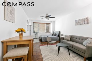 301 E 22nd St Apt 10B, New York City, NY 10010