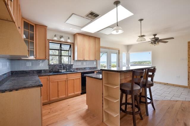 1610 County Road 262, Georgetown, TX 78633