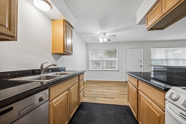 2206 Mason Street 7, Houston, TX 77006