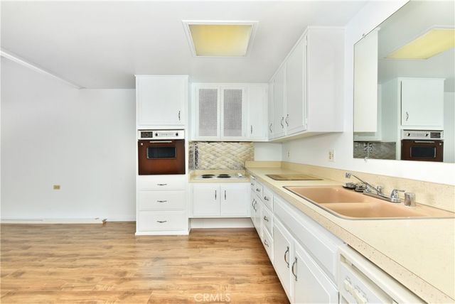 13741 Annandale Drive 18J, Seal Beach, CA 90740