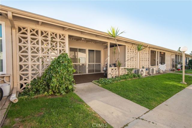 13741 Annandale Drive 18J, Seal Beach, CA 90740