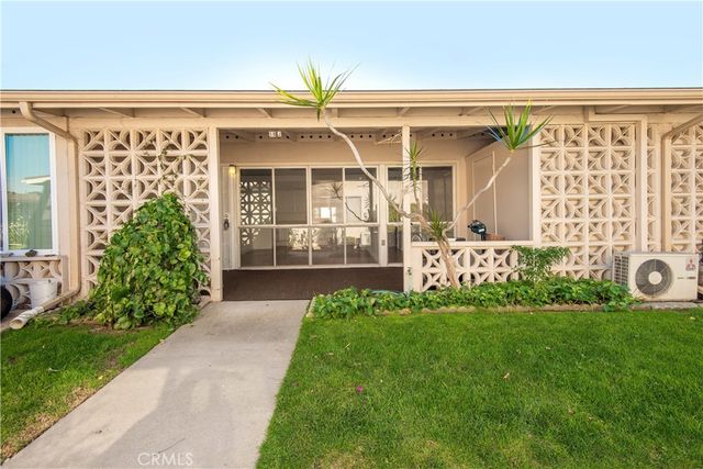 13741 Annandale Drive 18J, Seal Beach, CA 90740