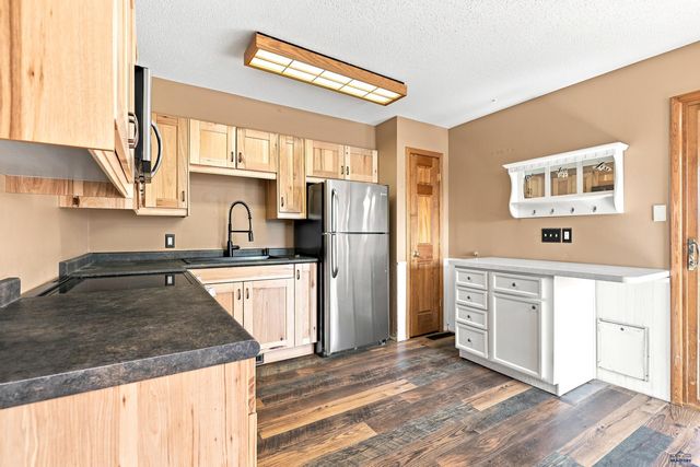 7810 WILDROSE, Black Hawk, SD 57718