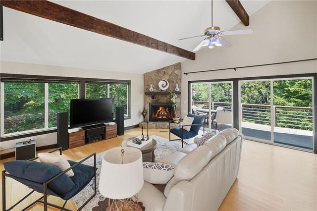 3985 Loch Highland Pass NE, Roswell, GA 30075