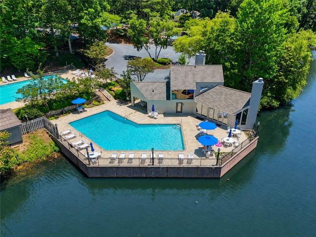 3985 Loch Highland Pass NE, Roswell, GA 30075