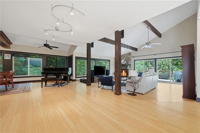 3985 Loch Highland Pass NE, Roswell, GA 30075