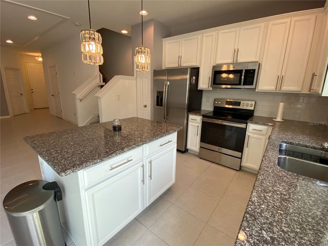 2217 SEDGE GRASS WAY, Orlando, FL 32824