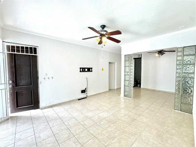 2019 ITALIA ST. A, San Juan, PR 00911