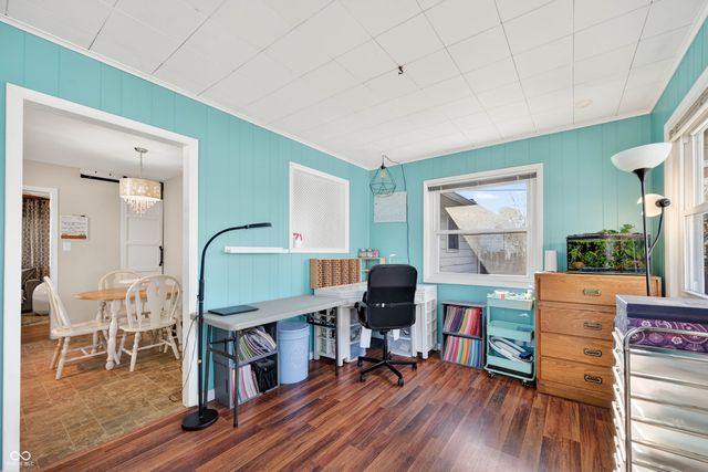 426 N 14th Avenue, Beech Grove, IN 46107