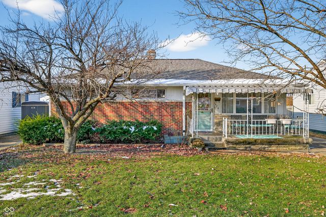 426 N 14th Avenue, Beech Grove, IN 46107