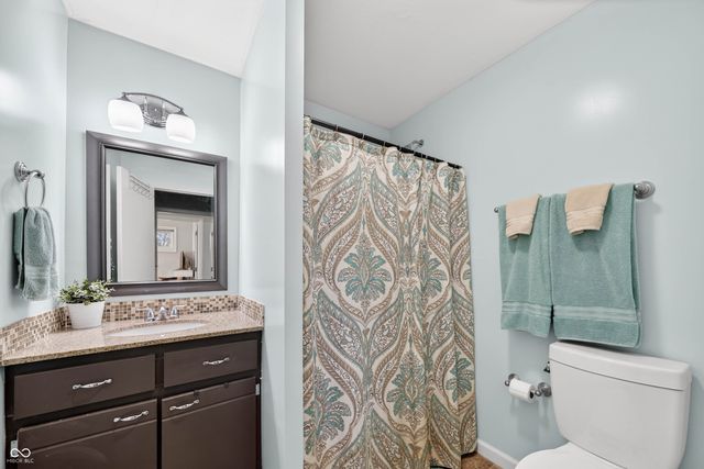 426 N 14th Avenue, Beech Grove, IN 46107