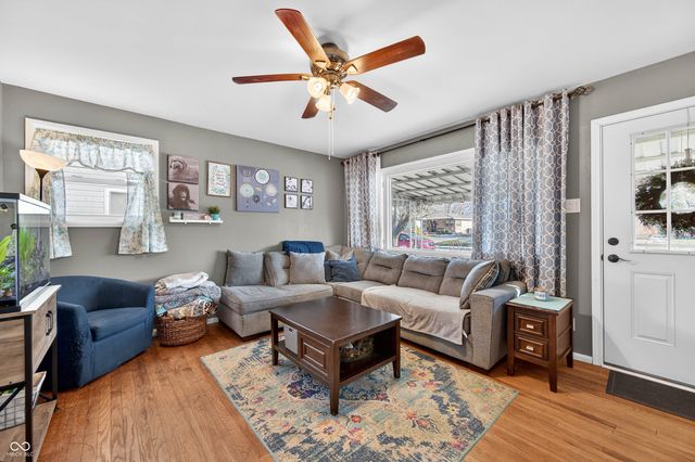 426 N 14th Avenue, Beech Grove, IN 46107