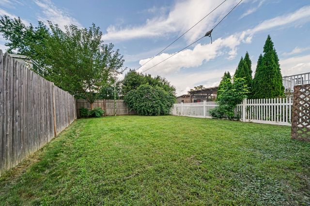 104 Fremont St, Somerville, MA 02145