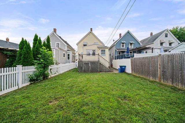 104 Fremont St, Somerville, MA 02145