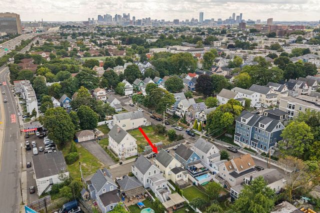 104 Fremont St, Somerville, MA 02145