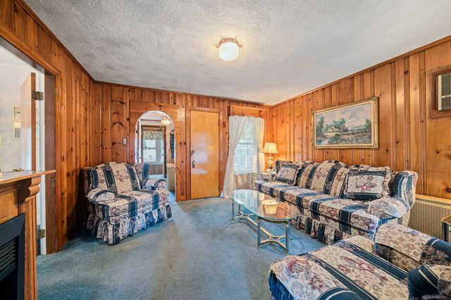104 Fremont St, Somerville, MA 02145