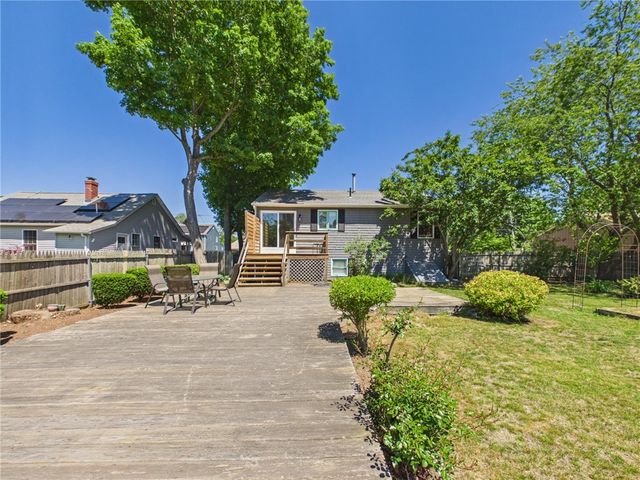 112 Longmeadow Avenue, Warwick, RI 02889